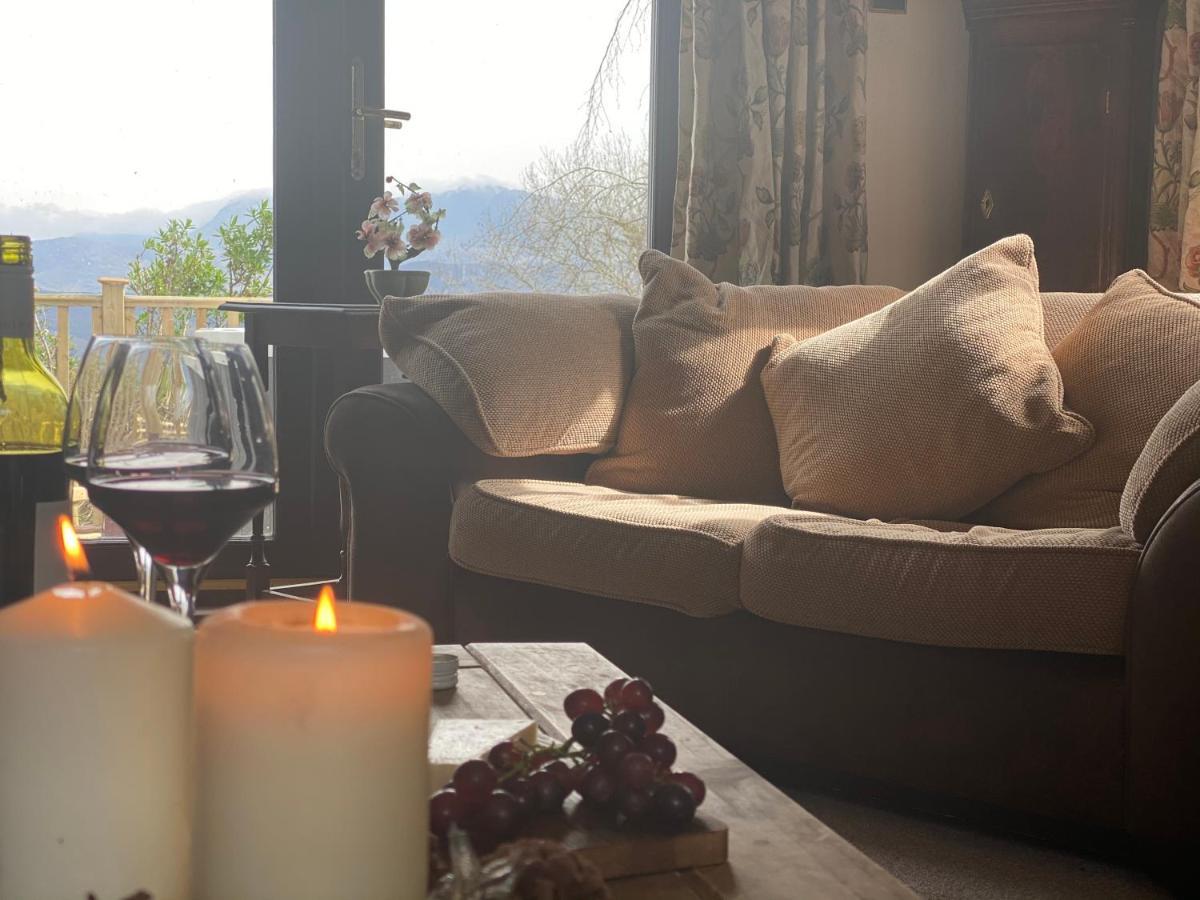 Beautiful Secluded Farmhouse With Hot Tub Villa บาร์มัธ ภายนอก รูปภาพ
