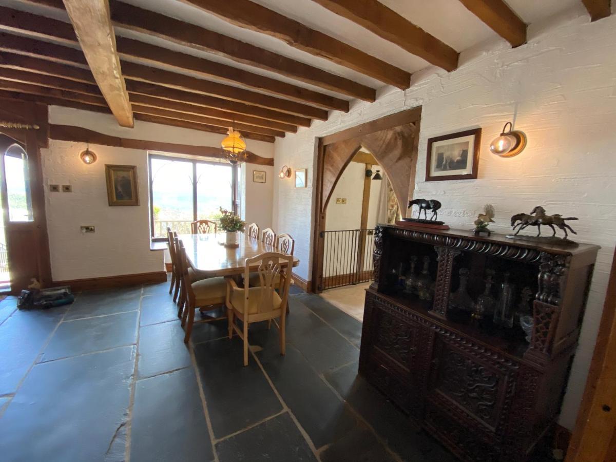 Beautiful Secluded Farmhouse With Hot Tub Villa บาร์มัธ ภายนอก รูปภาพ